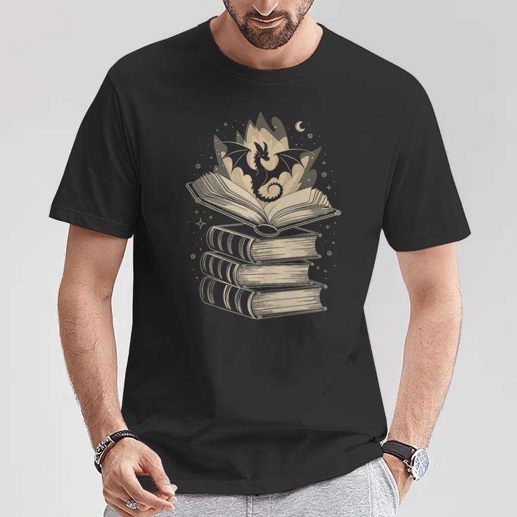 Fantasy Dragon & Books Magical Reader T-Shirt Unique Gifts