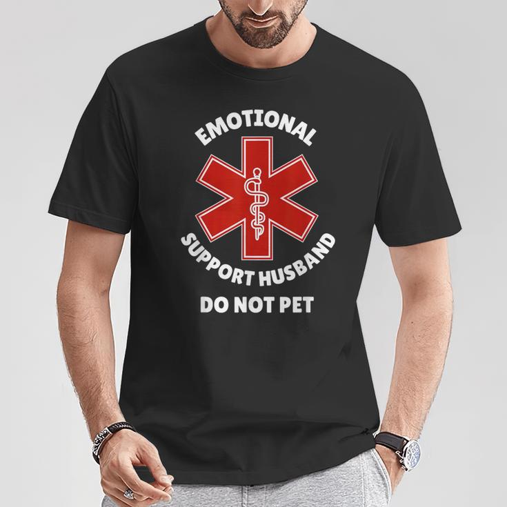 Emotionalupport Husband Do Not Pet Tシャツ 面白い贈り物