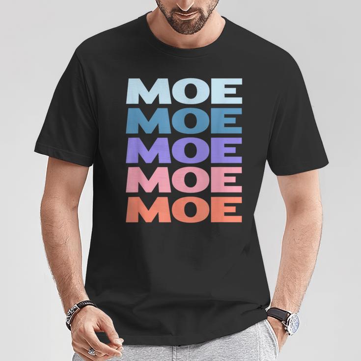 Modern Repeated Text Moe Tシャツ 面白い贈り物