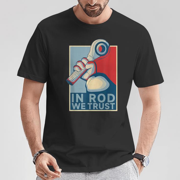 In Rod We Trust-ハイムジョイントレースカーロッククローラー Tシャツ 面白い贈り物