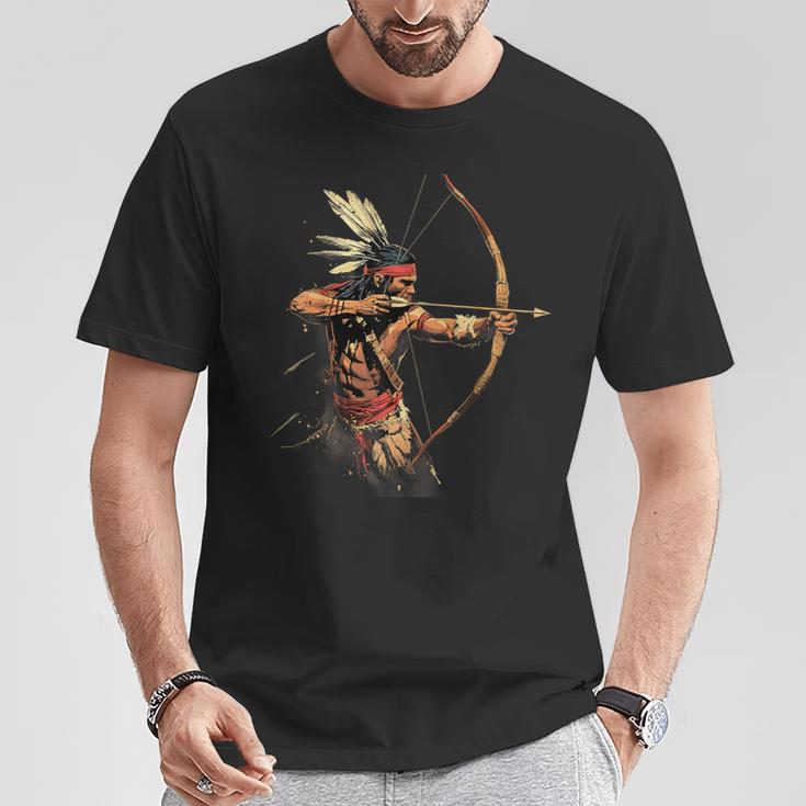 Indio Nativo Americano Jefe Flecha Arco Orgullo Nativo Americano Camiseta unisex Regalos divertidos