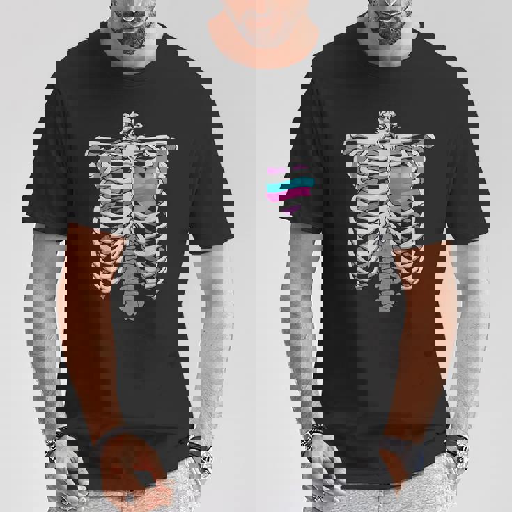 Intersex 心臓骨 誇り 両性的なプライドへのギフト Tシャツ 面白い贈り物