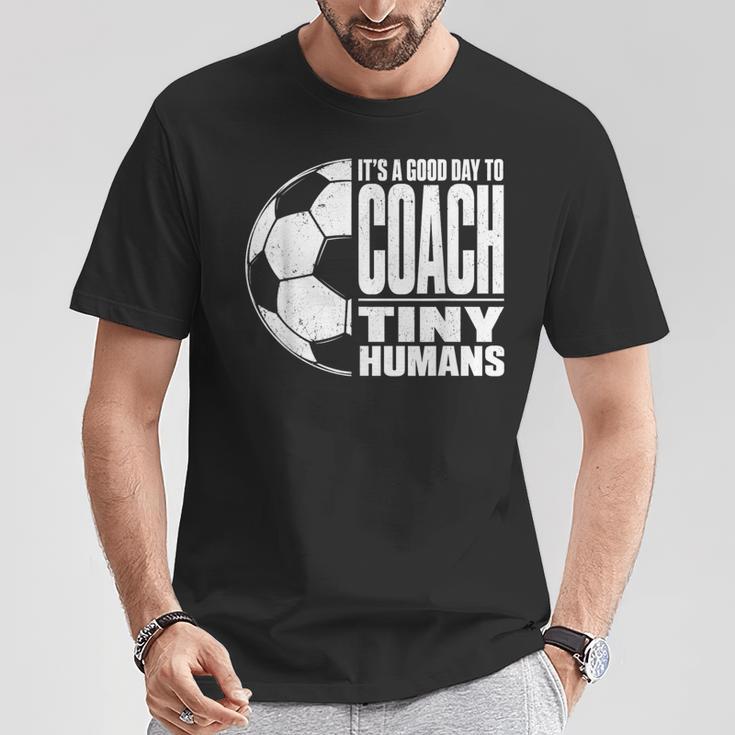 It's A Good Day To Train Tiny Humans サッカー ミニマリスト Tシャツ 面白い贈り物