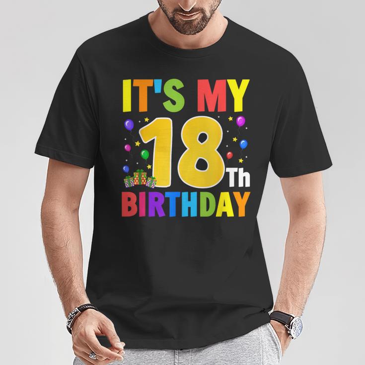 It's My 18歳の誕生日プレゼント。18歳のティーンの男の子と女の子に。 Tシャツ 面白い贈り物