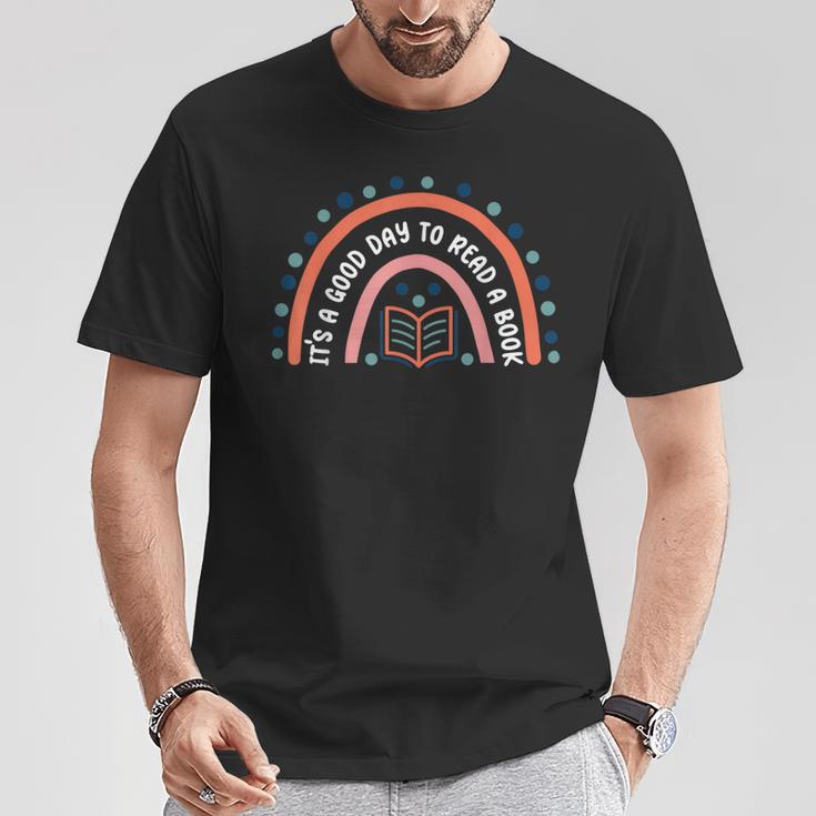 It’s a Good Day To Read a Book Bookworm Book Lovers Rainbow T-Shirt Unique Gifts