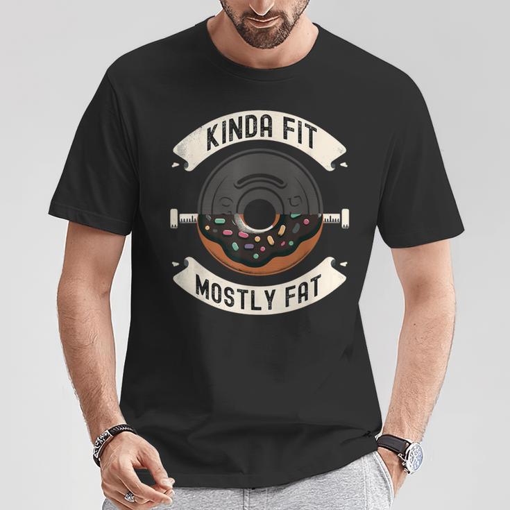 Kinda Fit Mostly Fat Fitness 面白いジムワークアウト Tシャツ 面白い贈り物