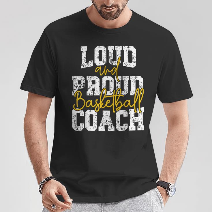 Loud And Proud Entrenador De Baloncesto Camiseta unisex Regalos divertidos