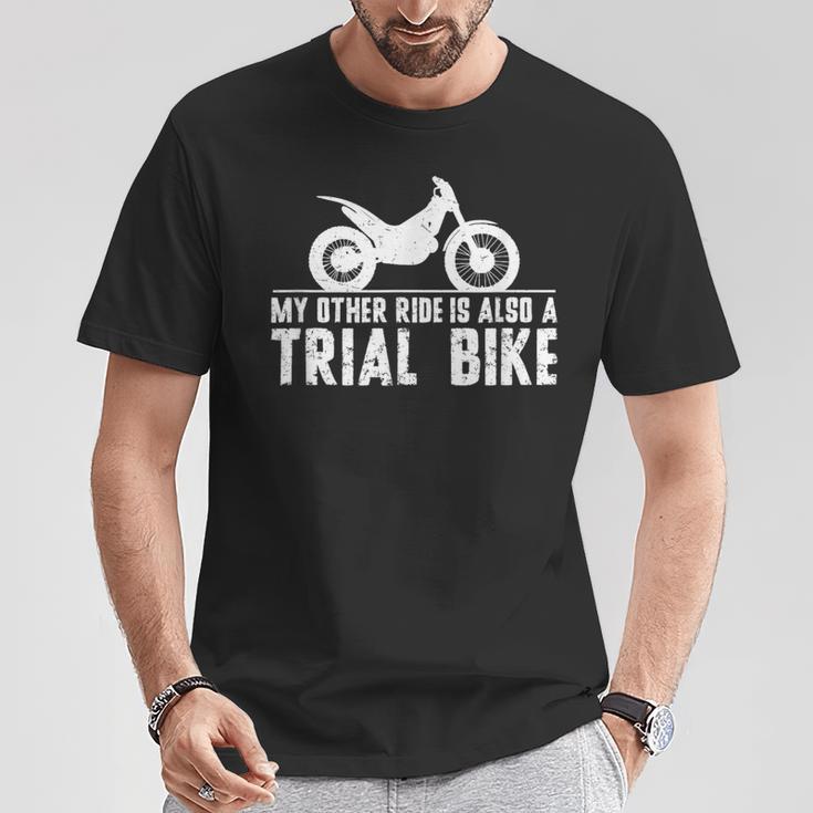 My Other Ride はモトクロス愛好家のためのトライアルバイクでもあります。 Tシャツ 面白い贈り物