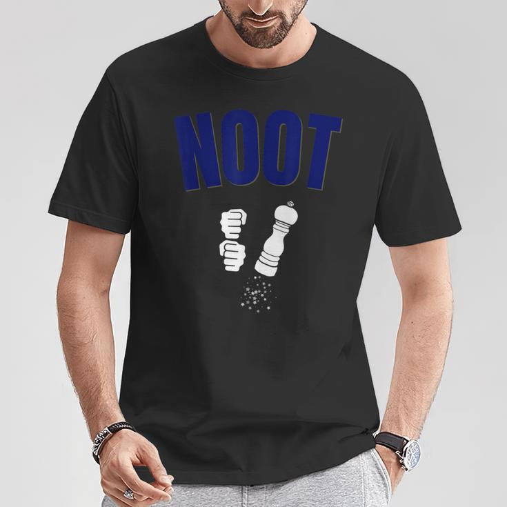 Noot Nootbaar Pepper Grinderヌート たっちゃん ヌートバー ペッパーミル Tシャツ 面白い贈り物