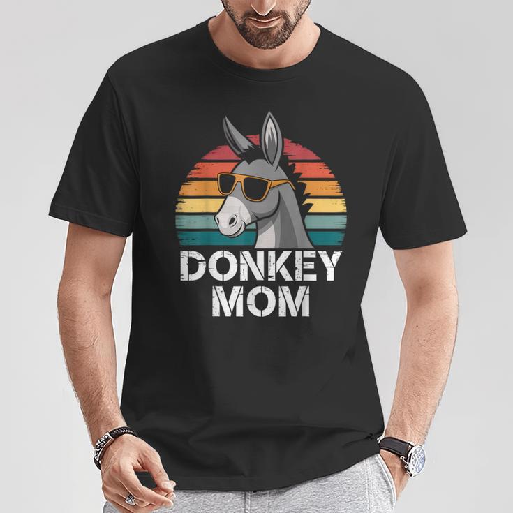 Retro Donkey Mom Sunglasses Cool Mom Retro Vibes Cool T-Shirt Unique Gifts