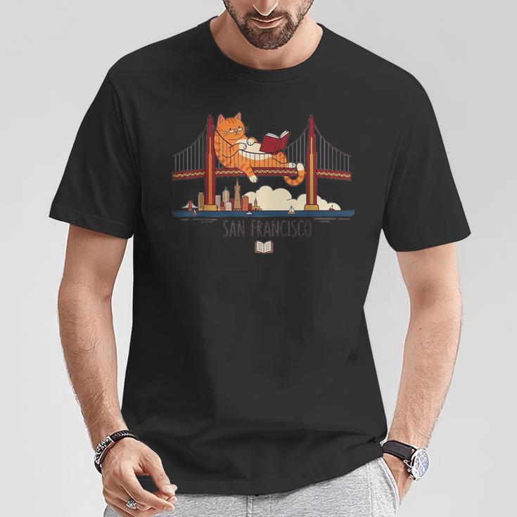 San Francisco Big Cat Reading Book Golden Gate Bridge T-Shirt Unique Gifts San Francisco Big Cat Reading Book Golden Gate Bridge T-Shirt Unique Gifts