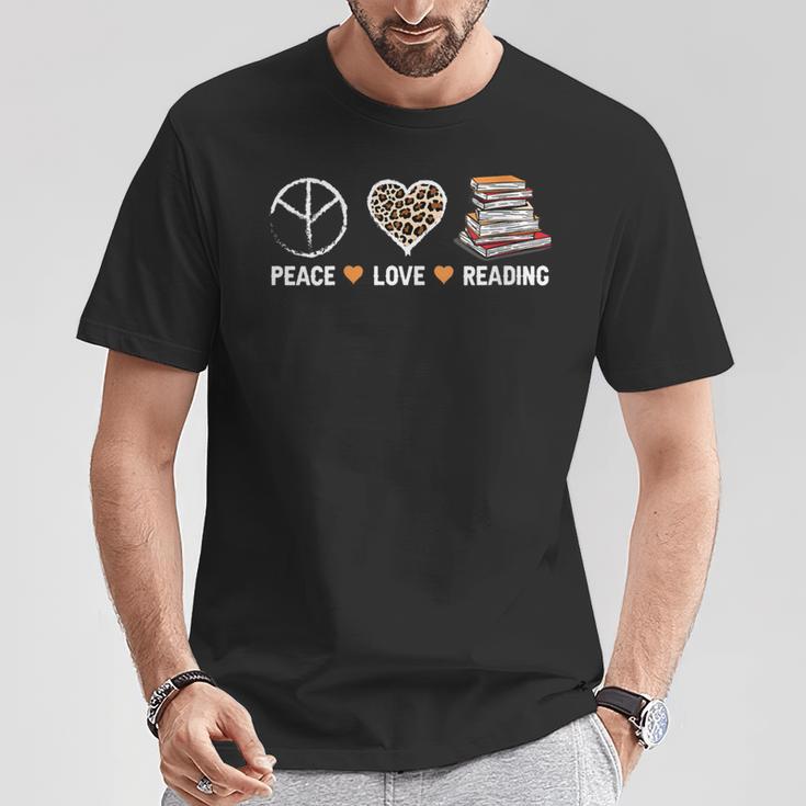 Women's Peace Love Reading Book Reader Book Lover Vintage Bookworm T-Shirt Unique Gifts