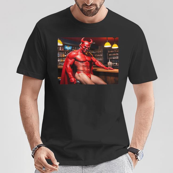 おかしいばかげたセクシーデビル Tシャツ 面白い贈り物