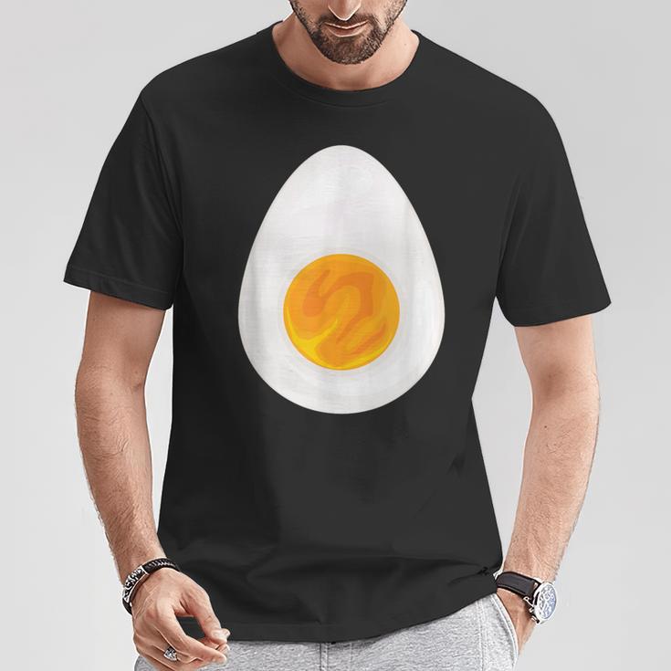 おかしなゆで卵 かわいい 朝食 食通 皮肉なユーモア ミーム Tシャツ 面白い贈り物