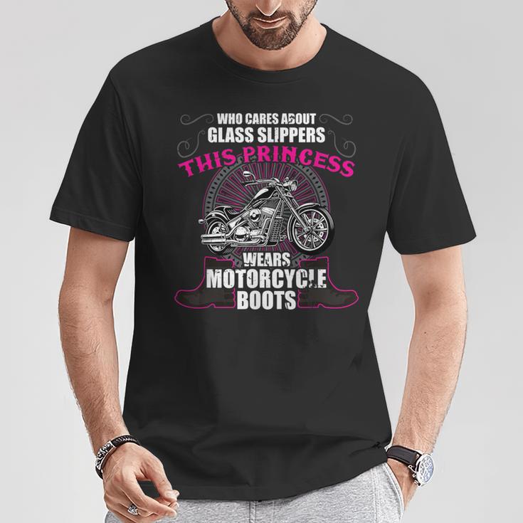 このプリンセスはオートバイブーツを身に着けていません ガラスのスリッパは面白い Tシャツ 面白い贈り物
