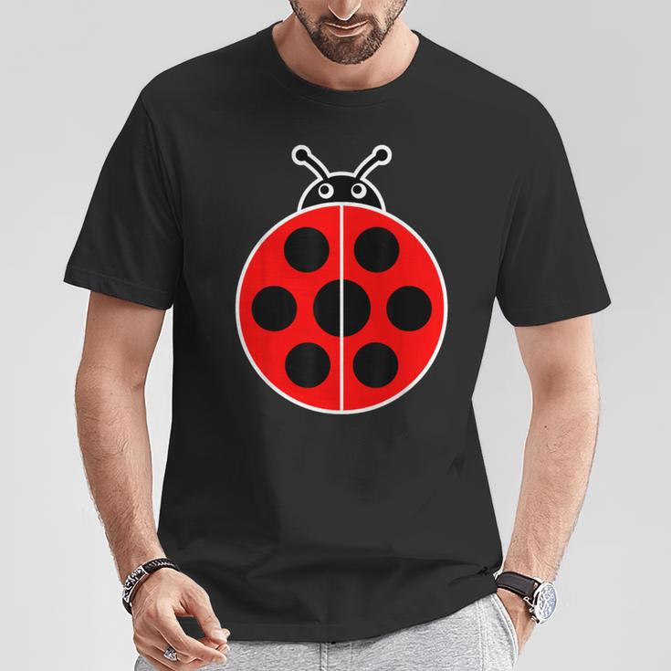 てんとう虫 フル ビッグ（赤・ナナホシ 7 星）643 むしさん【どうぶつ フレンズ】ポップ かわいい イラスト Tシャツ 面白い贈り物