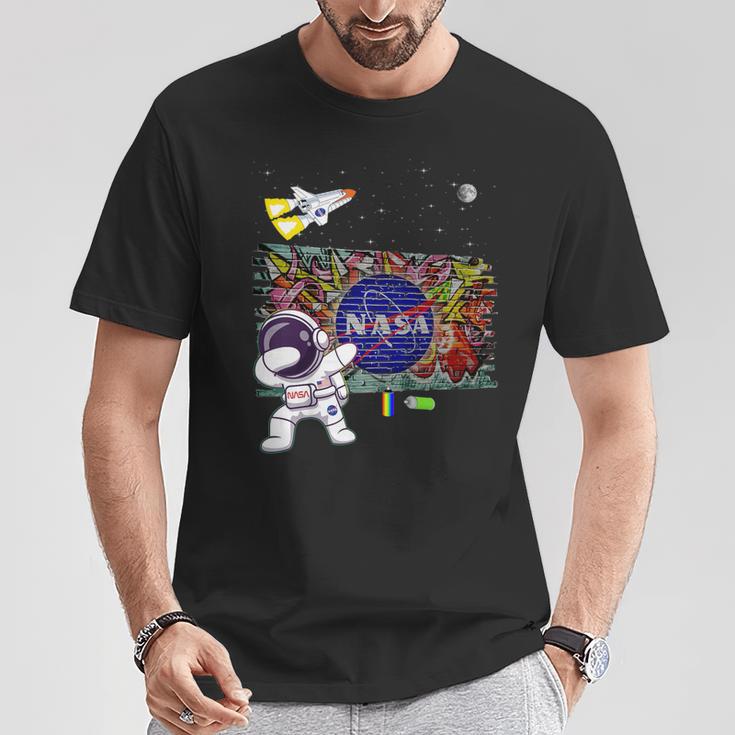 キッズ Nasaグラフィティアート宇宙飛行士キッドダビングスペースシャトルクール Tシャツ 面白い贈り物