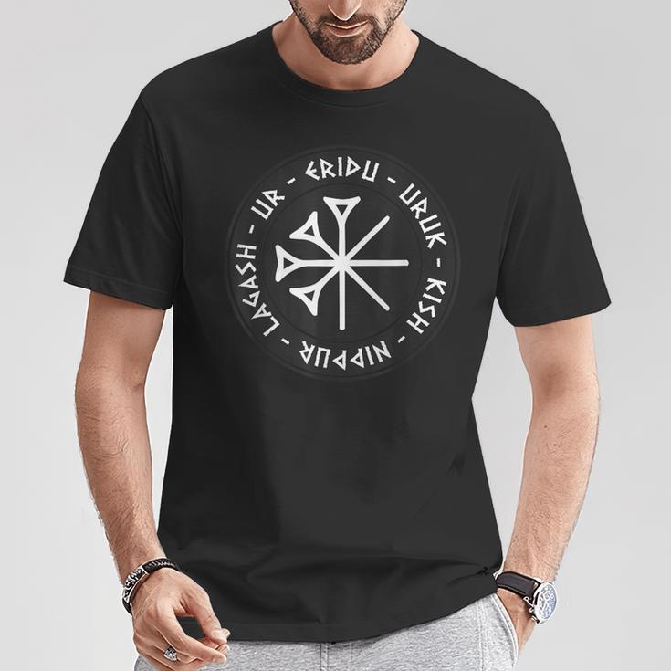 シュメール人の古代メソポタミアのシュメール都市のシンボル Tシャツ 面白い贈り物