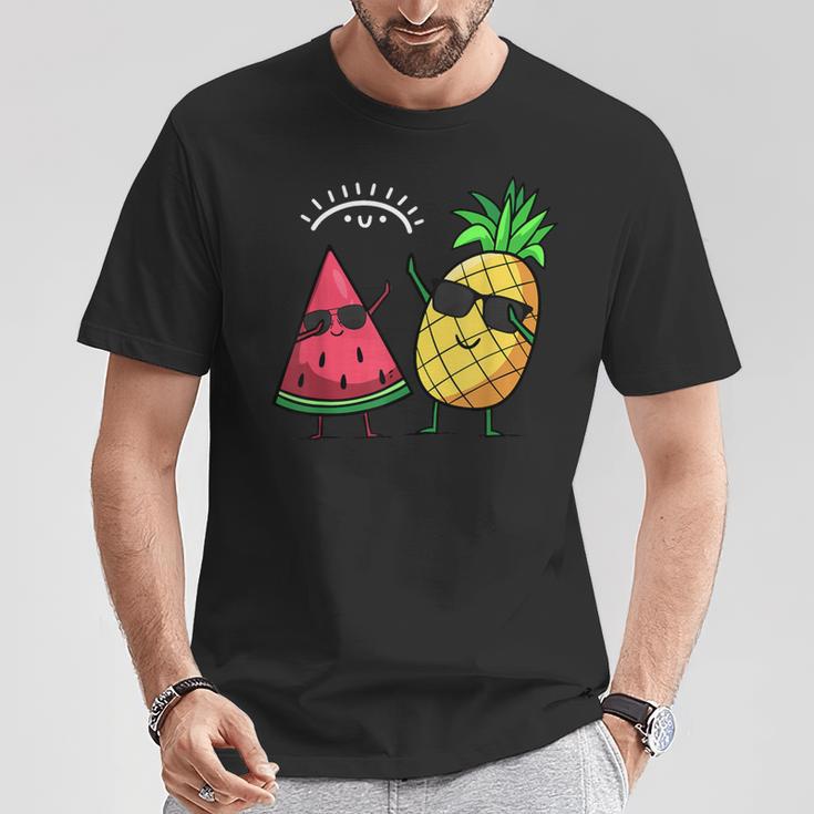 スイカとパイナップルをダビング カワイイ サマーフルーツ Tシャツ 面白い贈り物
