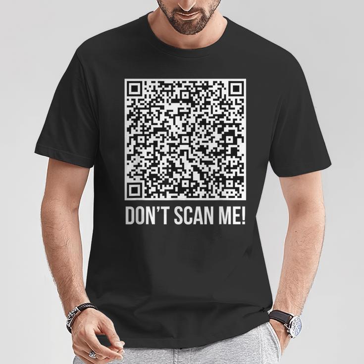 スキャンしないで！Qr スキャン・ミー・ジョーク・ファニー・ミドル・フィンガー Tシャツ 面白い贈り物