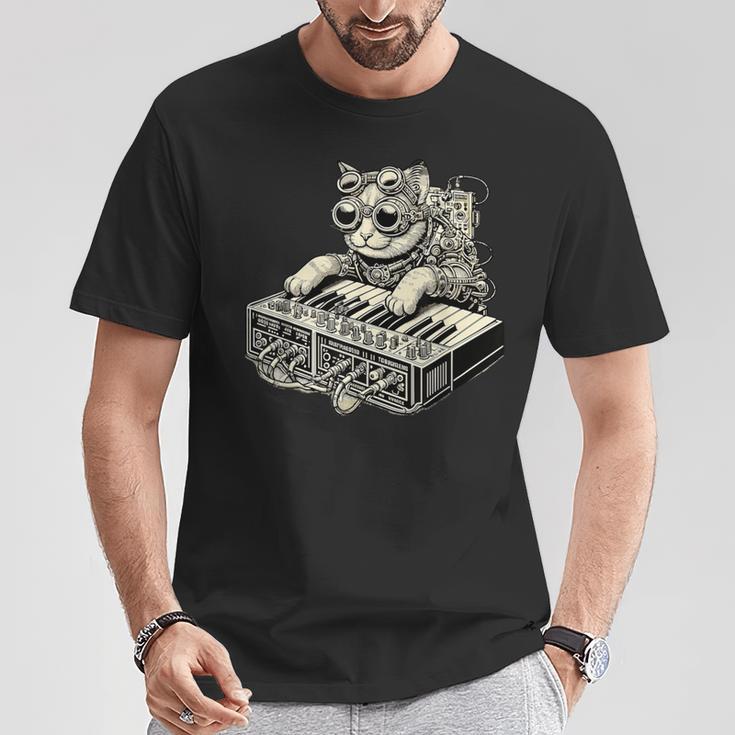 スチームパンク 猫 演奏 シンセサイザー シンセ 子猫 テクノミュージック Tシャツ 面白い贈り物