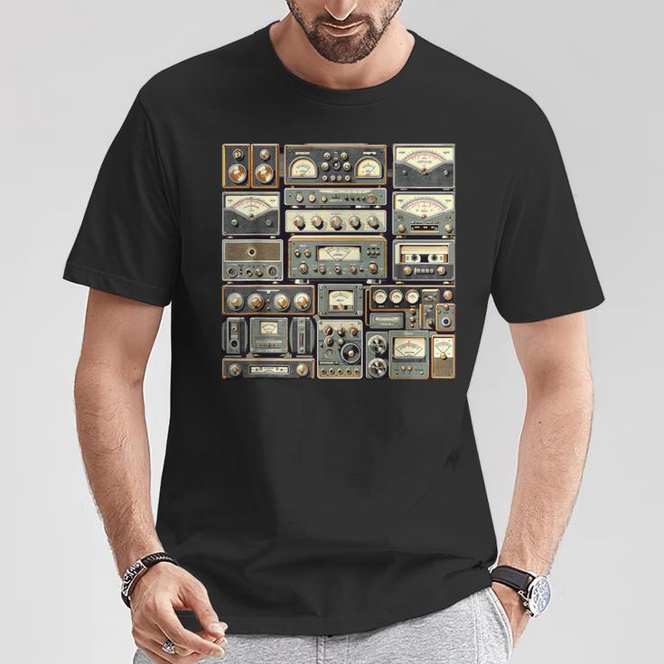 セットアップ ヴィンテージ オーディオ Hifi サウンドシステム ミックスメディア コラージュ Tシャツ 面白い贈り物