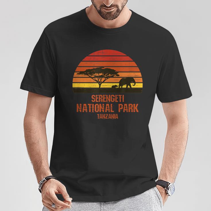 セレンゲティ国立公園 タンザニア Tシャツ 面白い贈り物