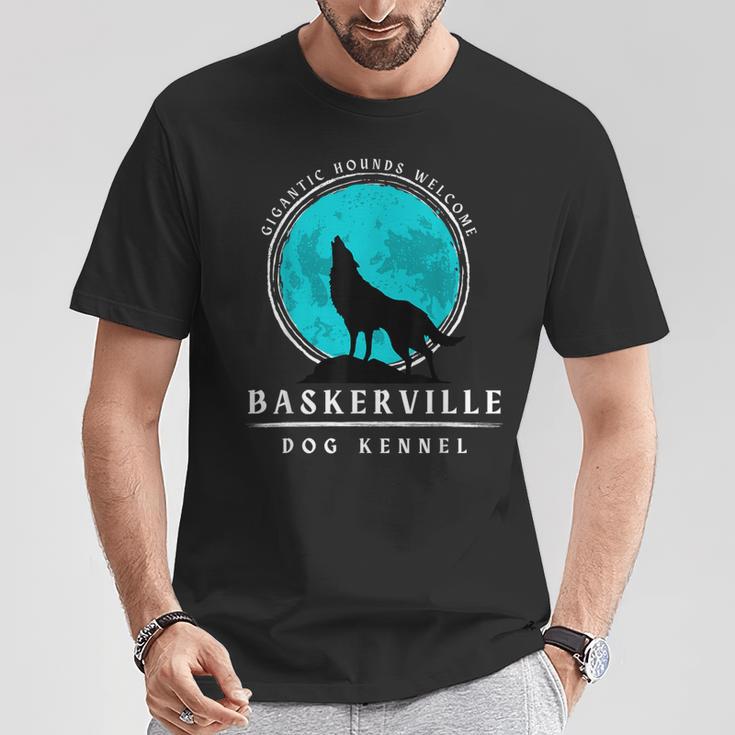バスカヴィル犬小屋 巨大猟犬へようこそ シャーロック・ホームズ Tシャツ 面白い贈り物