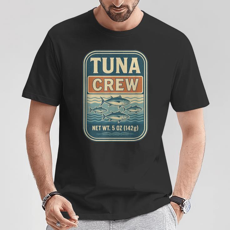 マグロクルーレトロフィッシングシーフードユーモアデザイン Tシャツ 面白い贈り物