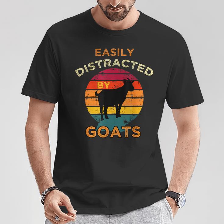 ヤギに簡単に気を取られるヤギ農場 Tシャツ 面白い贈り物