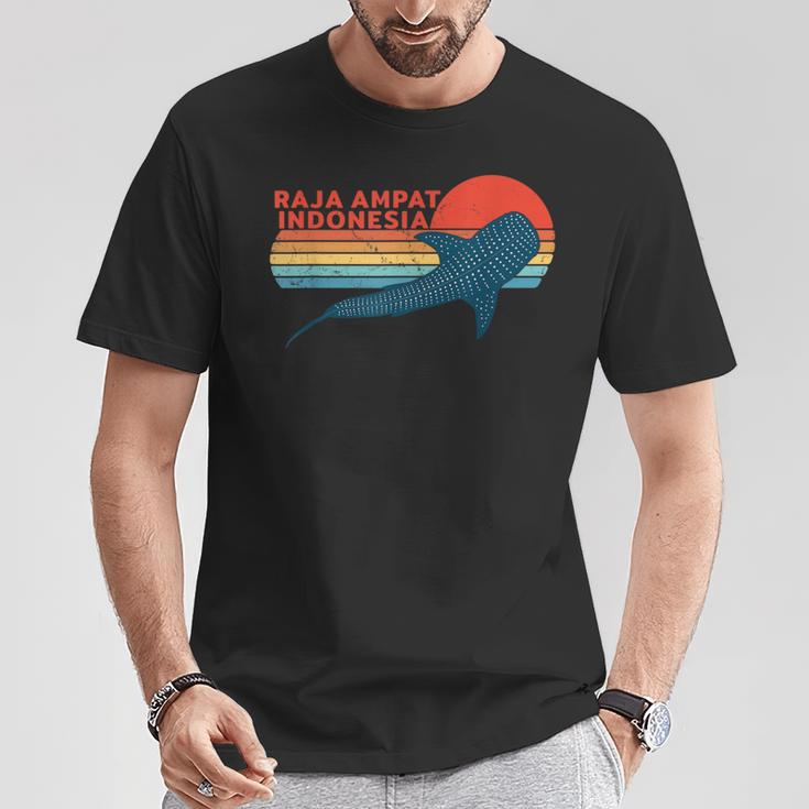 ラジャアンパットインドネシアジンベイザメ Tシャツ 面白い贈り物
