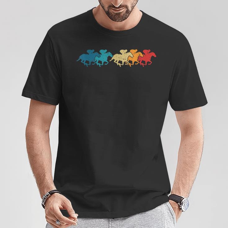 レトロな競馬ジョッキーダービーファンレーストラックギャンブル Tシャツ 面白い贈り物