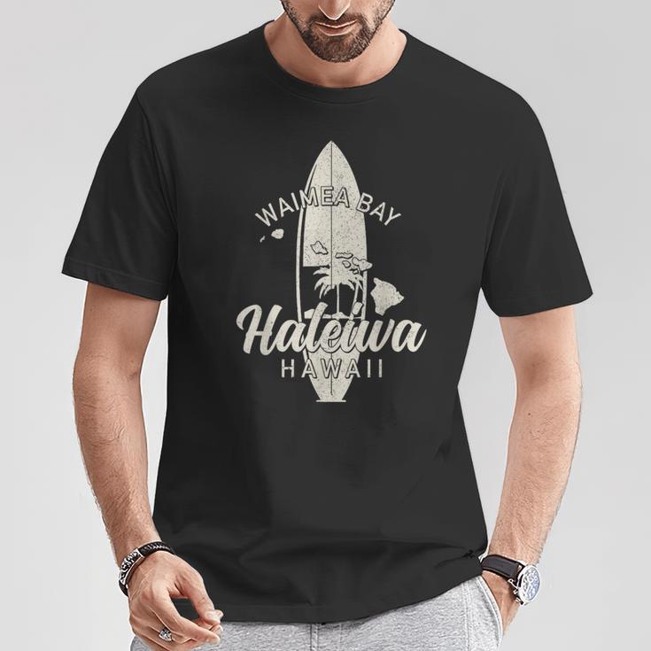 ワイメアベイ ハレイワ ハワイ サーフボード サーフィン サーファー ハワイアン Tシャツ 面白い贈り物