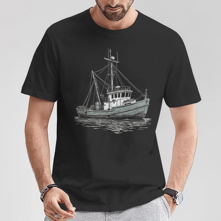 ヴィンテージ漁船 海 レトロ 船 漁師 イラスト Tシャツ 面白い贈り物
