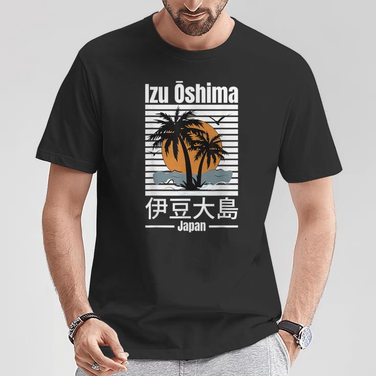 伊豆 大島 日本旅行好き 日本の島 Tシャツ 面白い贈り物