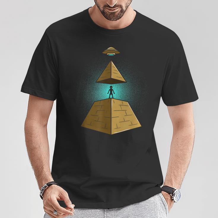 古代宇宙飛行士エジプトピラミッド宇宙人陰謀理論 Tシャツ 面白い贈り物