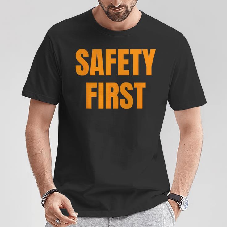 安全第一。 Tシャツ 面白い贈り物