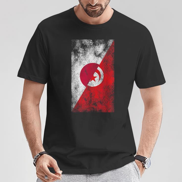 日本チュニジア国旗 日本のチュニジア。 Tシャツ 面白い贈り物
