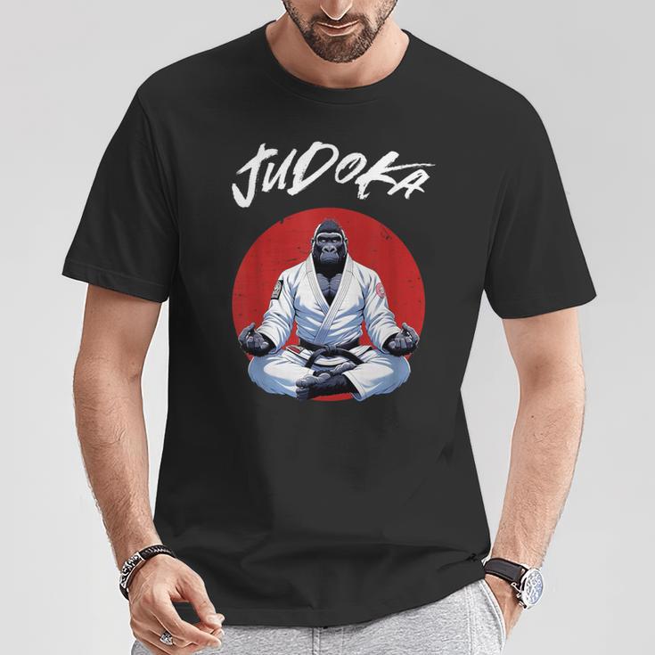 柔道ゴリラ 日本のグラップリング柔道家 Tシャツ 面白い贈り物