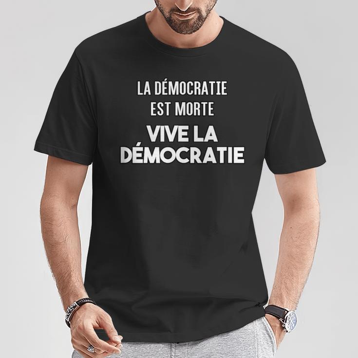 民主主義万歳、民主主義は死んだ Tシャツ 面白い贈り物