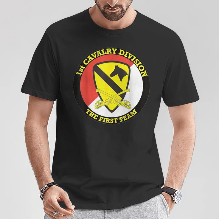 第1騎兵師団「The First Team」軍隊 Tシャツ 面白い贈り物