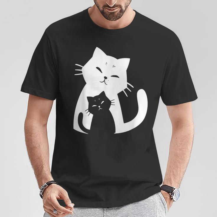 黒猫と白猫 Tシャツ 面白い贈り物