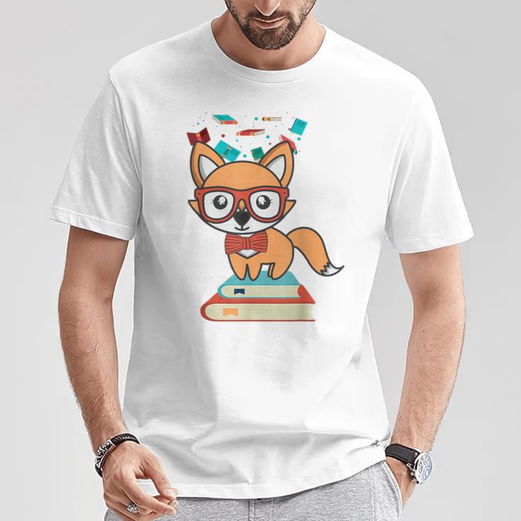 Cute Fox Smart Nerdy 1st Day School Teachers Students Books T-Shirt Unique Gifts