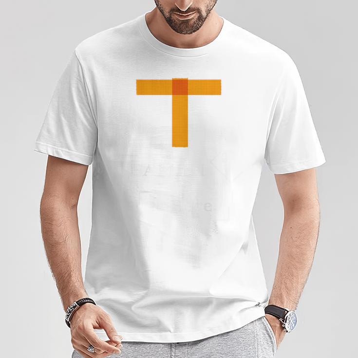 Kenko ひとことシリーズ「バミリ Bamiri Is Here 」［Orange］［背面デザイン］ Tシャツ 面白い贈り物