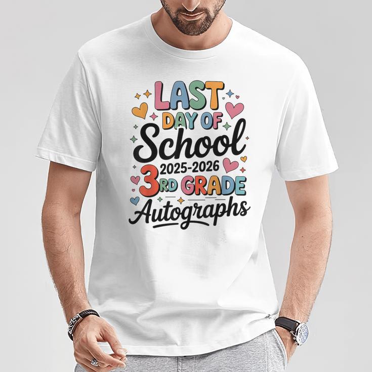 Sign My 3Rd Grade Last Day 2026 Autographs シグネチャーアート Tシャツ 面白い贈り物