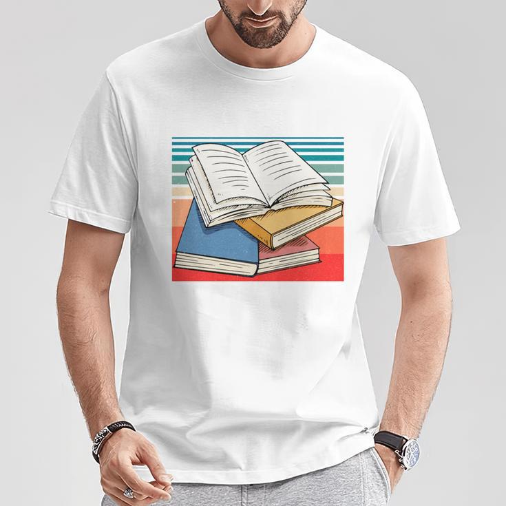 Unpaid Book Critic Book Reader Bookworm Vintage T-Shirt Unique Gifts