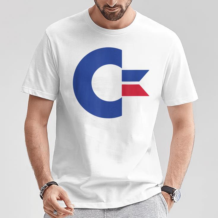 コモドール C64 大文字 ブルーレッド Tシャツ 面白い贈り物
