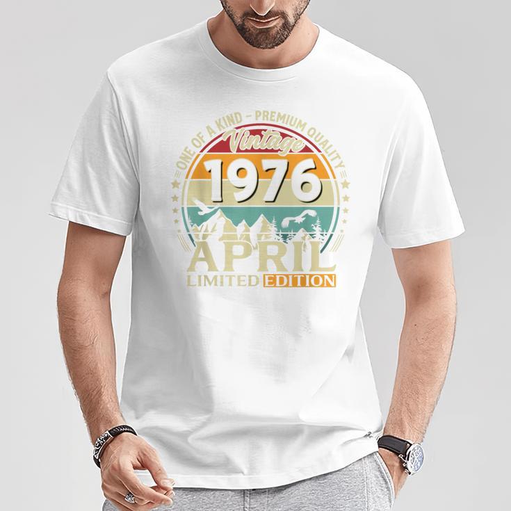 ヴィンテージカー 1976 年4月 50 歳の誕生日 1976 年のクラシックカー Tシャツ 面白い贈り物