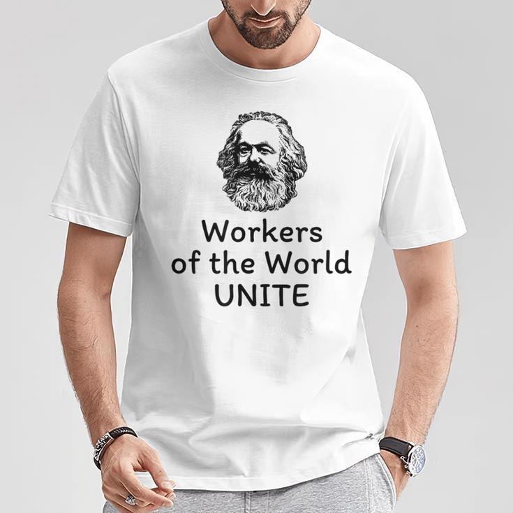 世界労働者たち団結 共産主義マニフェスト カール・マルクス Tシャツ 面白い贈り物