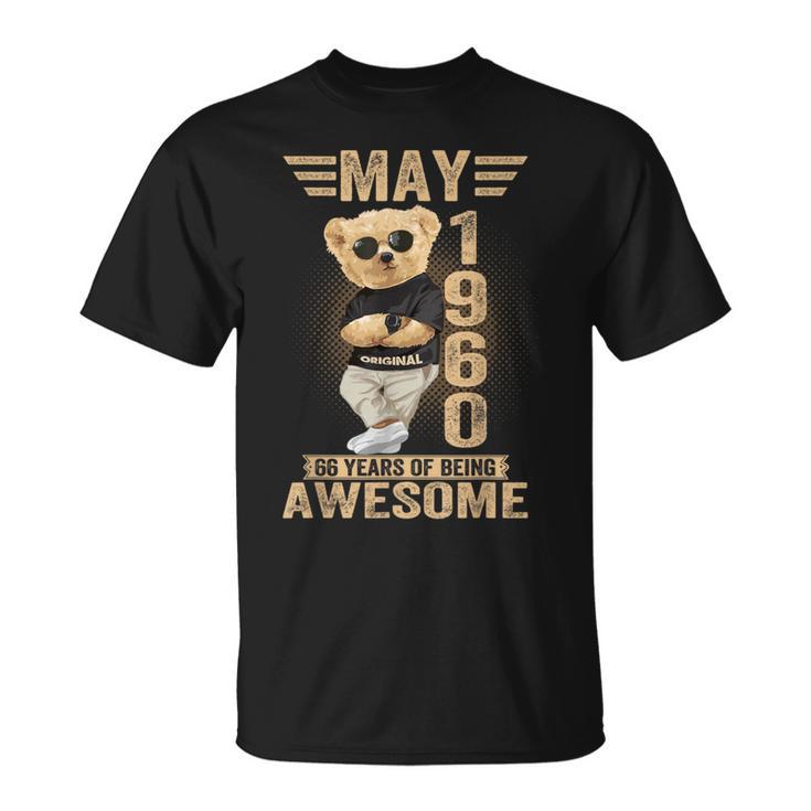 5月66日 誕生日 男性 女性 1960年 素晴らしいテディベア Tシャツ